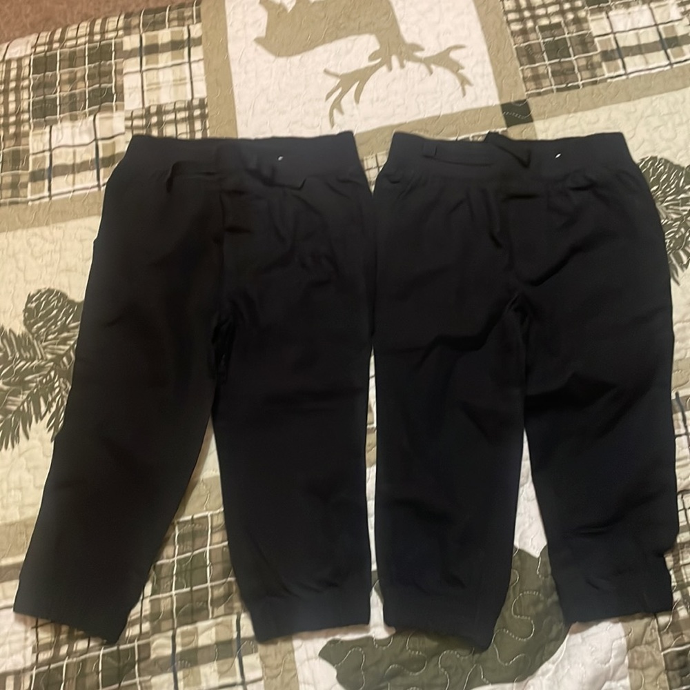 🔴2 pair 2T. New black pants